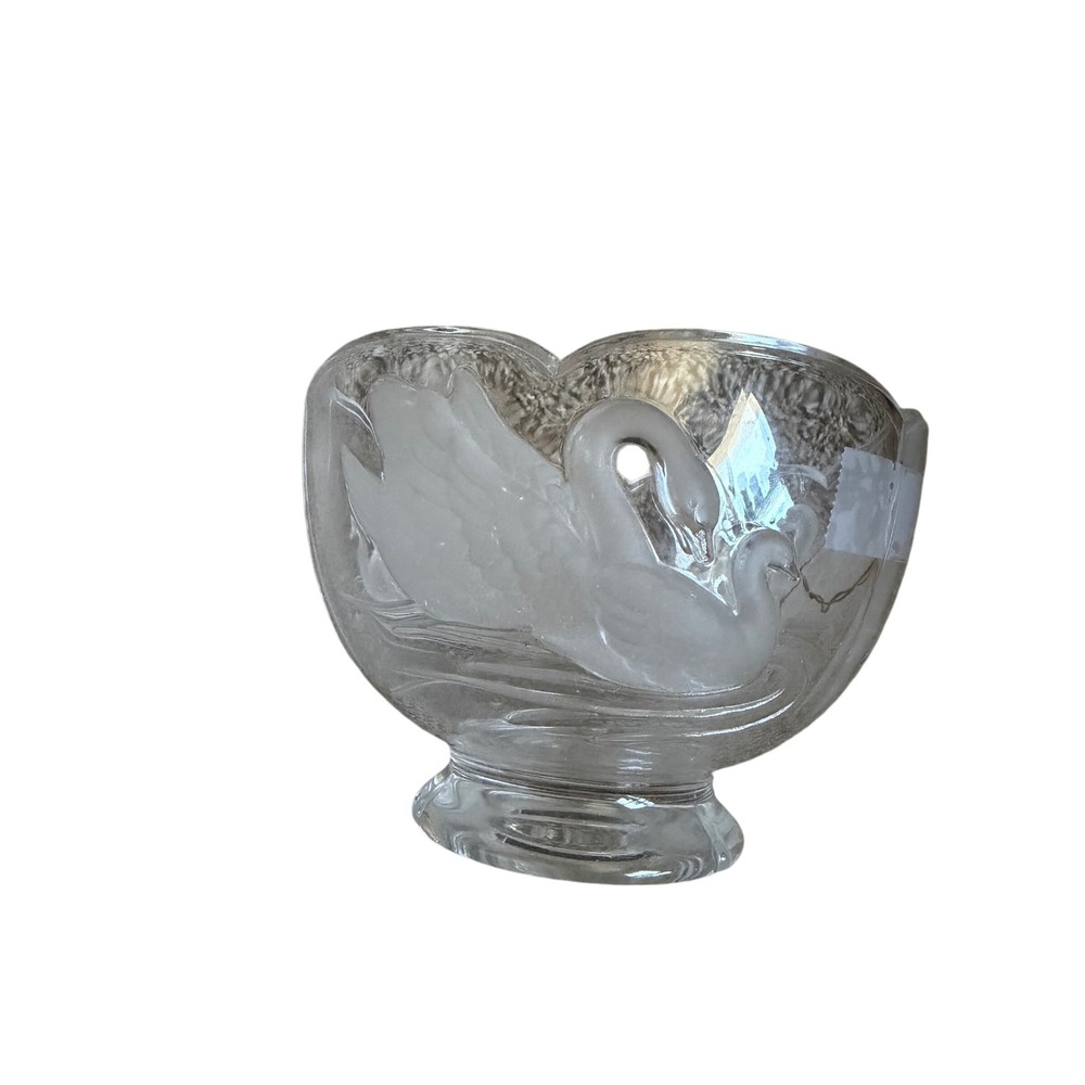 Vintage Frosted Glass Swan Pedestal Bowl Scalloped Edge Candy Dish Centerpiece